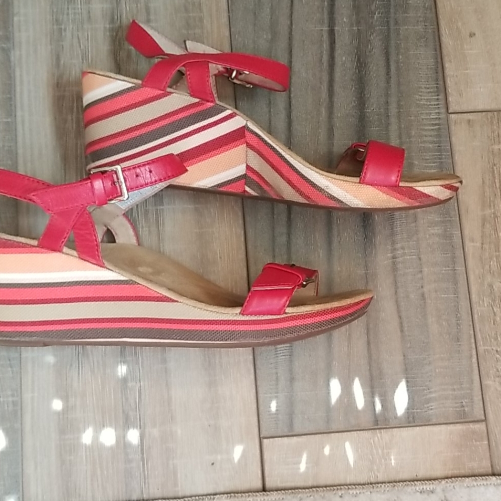 Unique Red Vionic Sandals